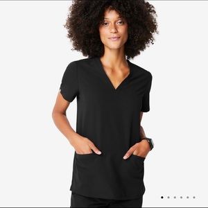 Figs Casma XXS Black top great used condition